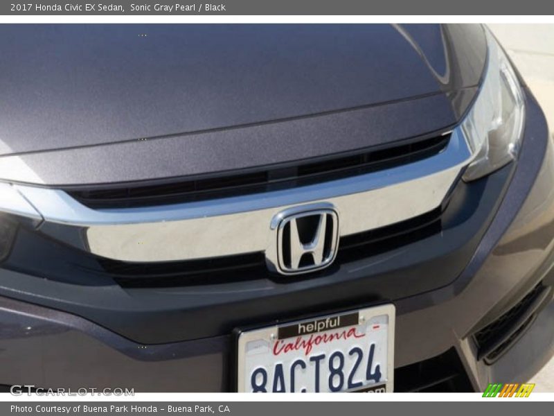 Sonic Gray Pearl / Black 2017 Honda Civic EX Sedan