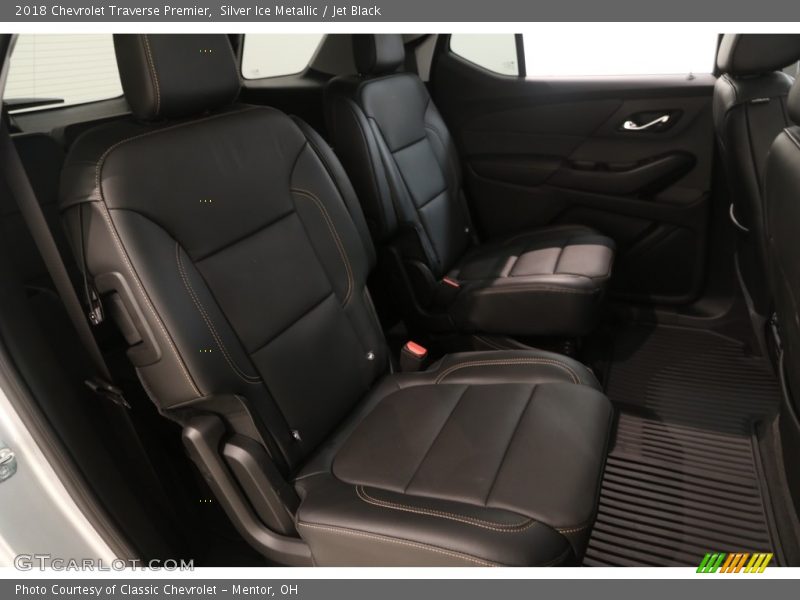 Silver Ice Metallic / Jet Black 2018 Chevrolet Traverse Premier