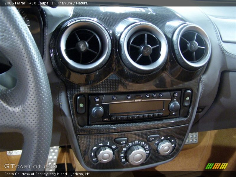 Controls of 2006 F430 Coupe F1