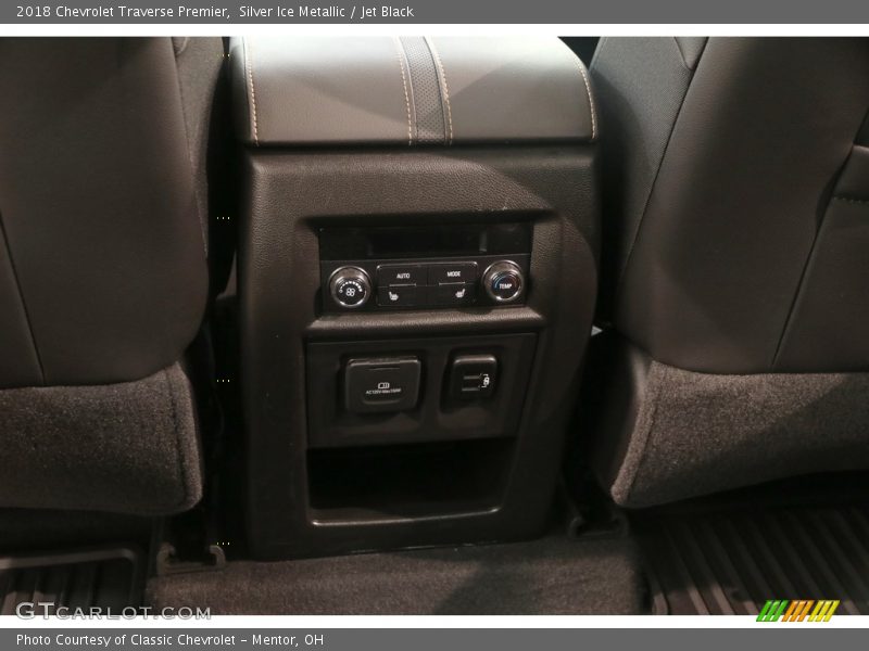 Silver Ice Metallic / Jet Black 2018 Chevrolet Traverse Premier