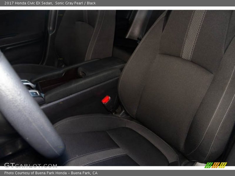 Sonic Gray Pearl / Black 2017 Honda Civic EX Sedan