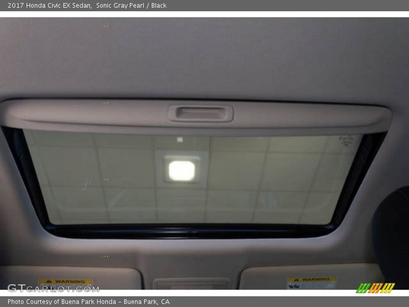 Sonic Gray Pearl / Black 2017 Honda Civic EX Sedan