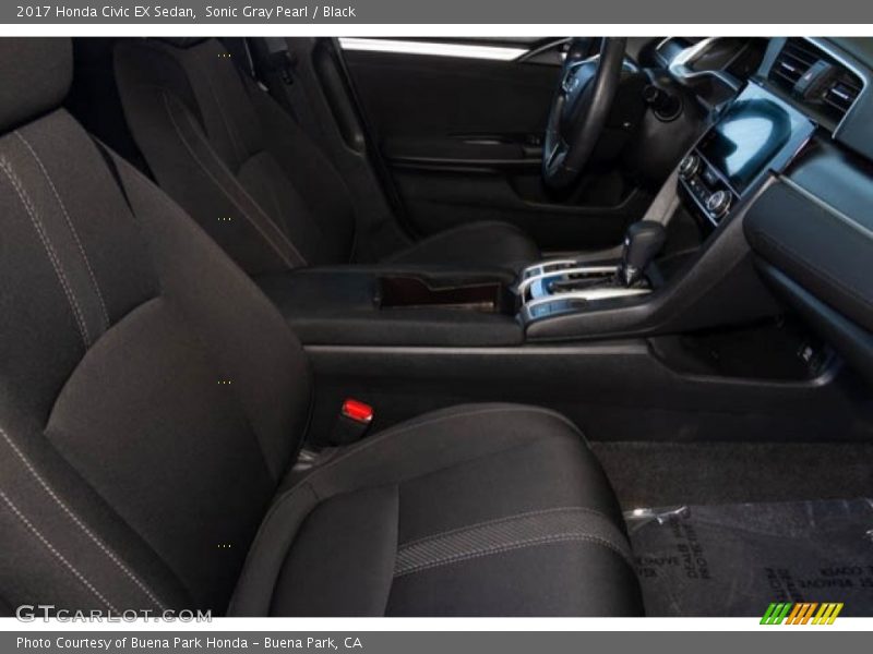 Sonic Gray Pearl / Black 2017 Honda Civic EX Sedan