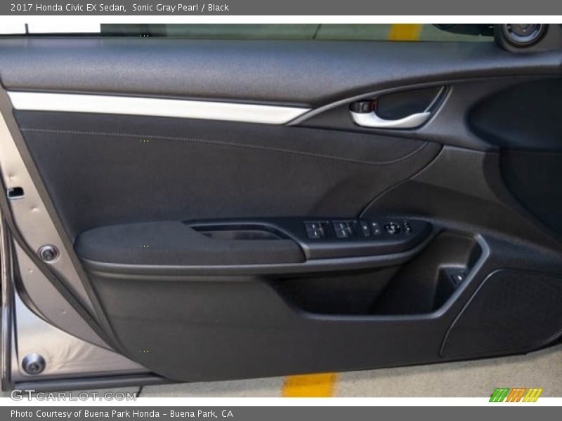 Sonic Gray Pearl / Black 2017 Honda Civic EX Sedan