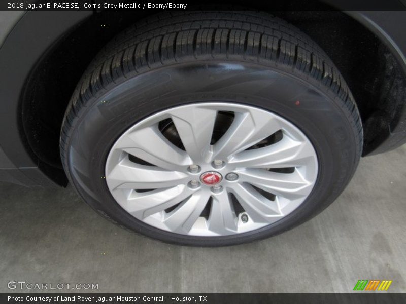 Corris Grey Metallic / Ebony/Ebony 2018 Jaguar E-PACE SE