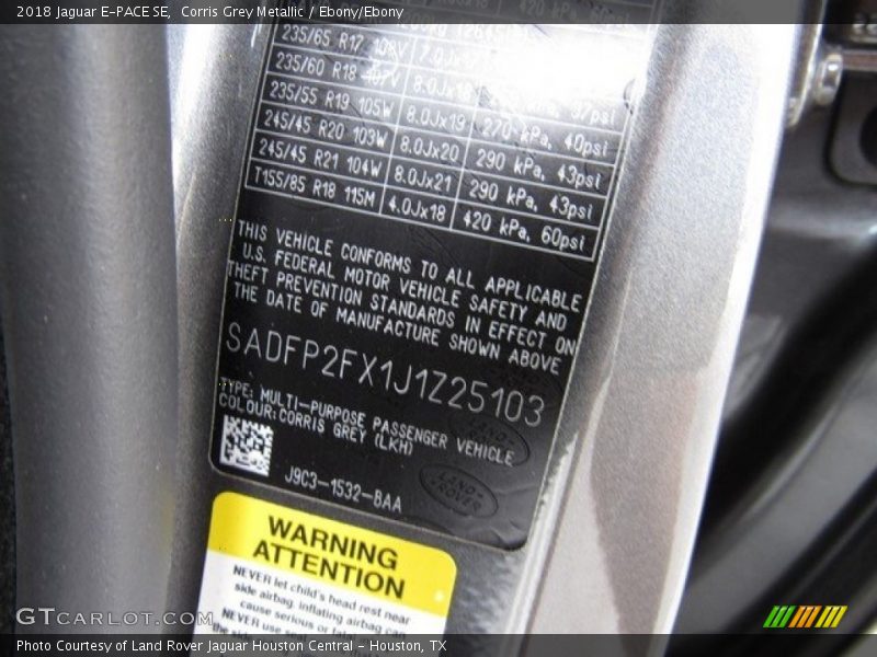 Corris Grey Metallic / Ebony/Ebony 2018 Jaguar E-PACE SE