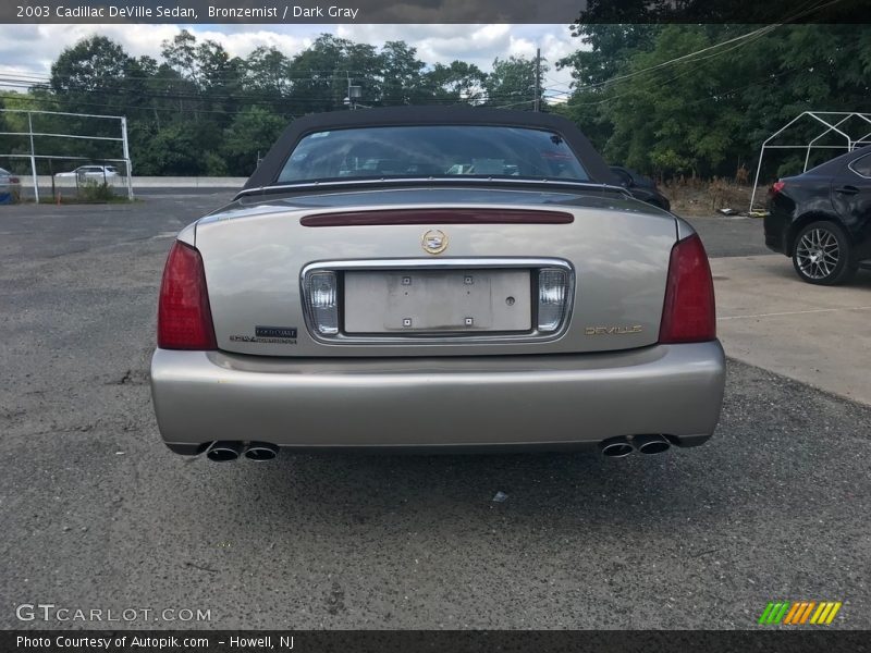 Bronzemist / Dark Gray 2003 Cadillac DeVille Sedan
