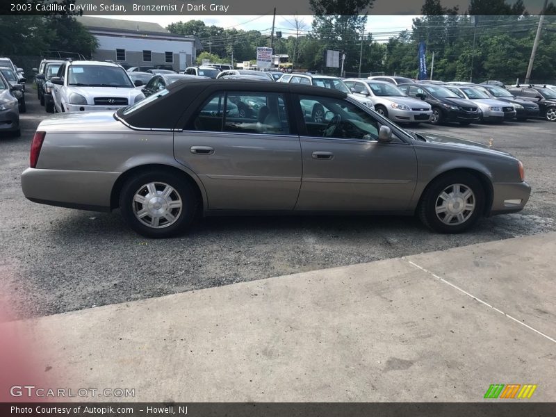 Bronzemist / Dark Gray 2003 Cadillac DeVille Sedan