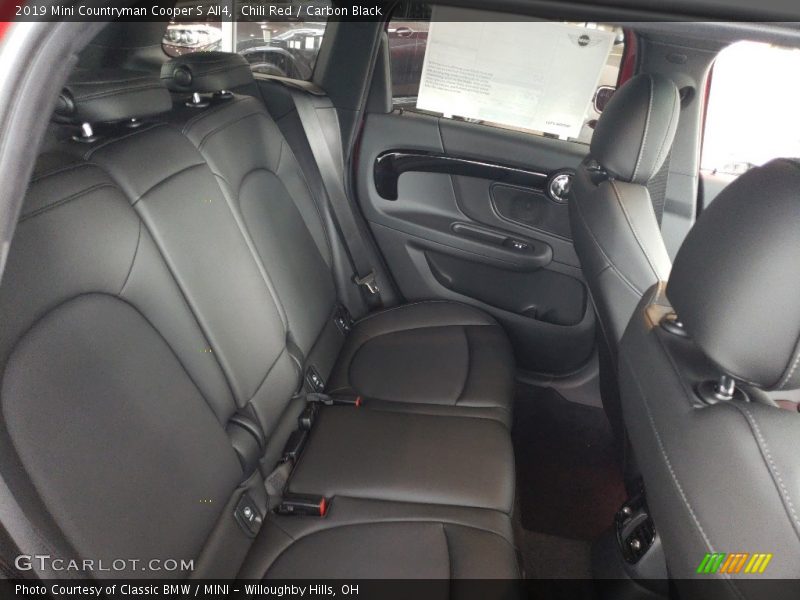 Chili Red / Carbon Black 2019 Mini Countryman Cooper S All4