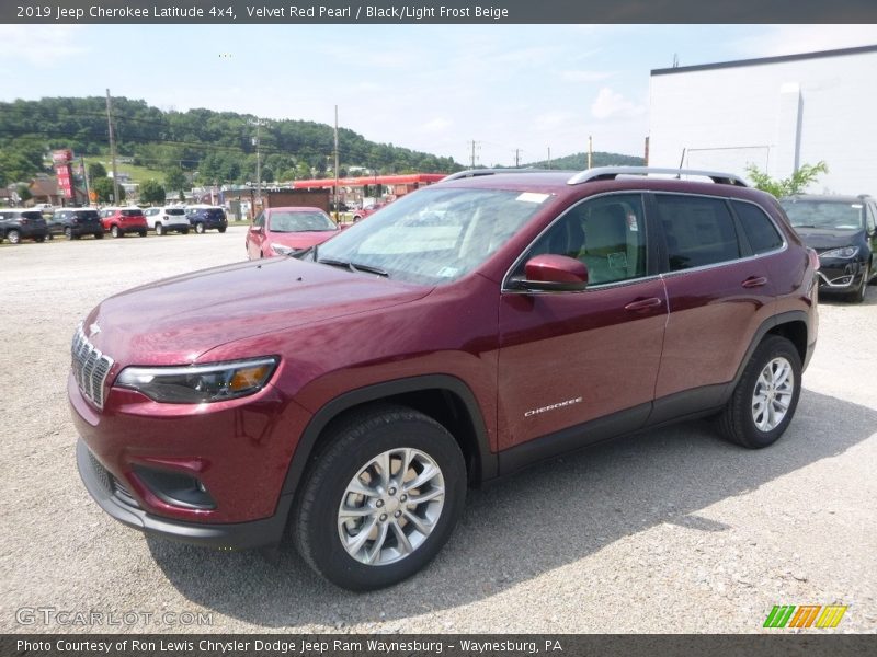 Velvet Red Pearl / Black/Light Frost Beige 2019 Jeep Cherokee Latitude 4x4