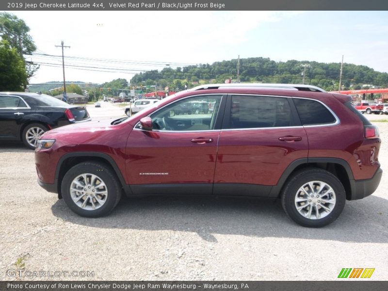Velvet Red Pearl / Black/Light Frost Beige 2019 Jeep Cherokee Latitude 4x4