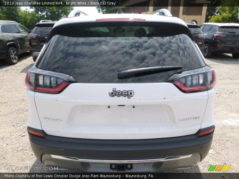 Bright White / Black/Ski Grey 2019 Jeep Cherokee Limited 4x4