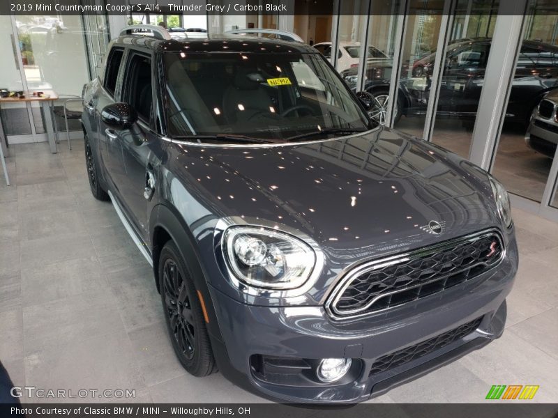 Thunder Grey / Carbon Black 2019 Mini Countryman Cooper S All4