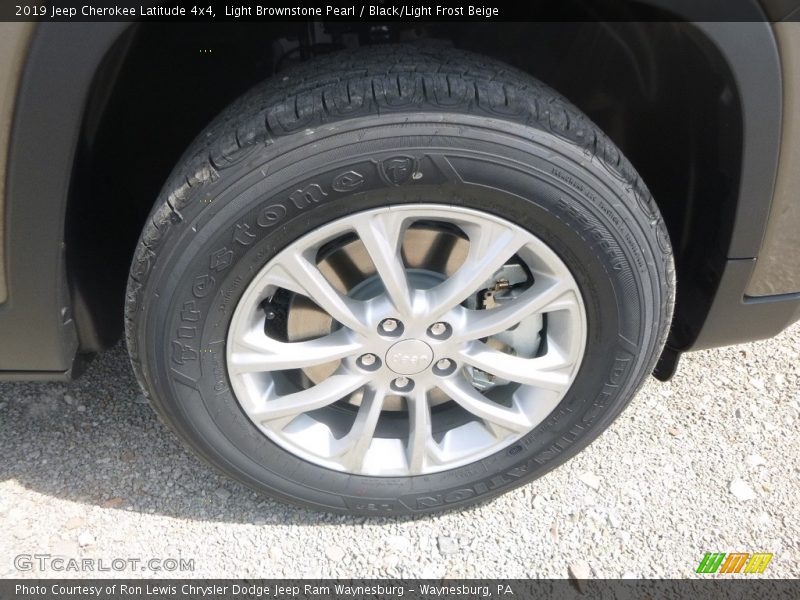 Light Brownstone Pearl / Black/Light Frost Beige 2019 Jeep Cherokee Latitude 4x4