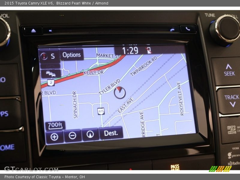 Navigation of 2015 Camry XLE V6