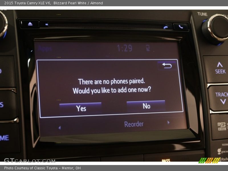 Blizzard Pearl White / Almond 2015 Toyota Camry XLE V6