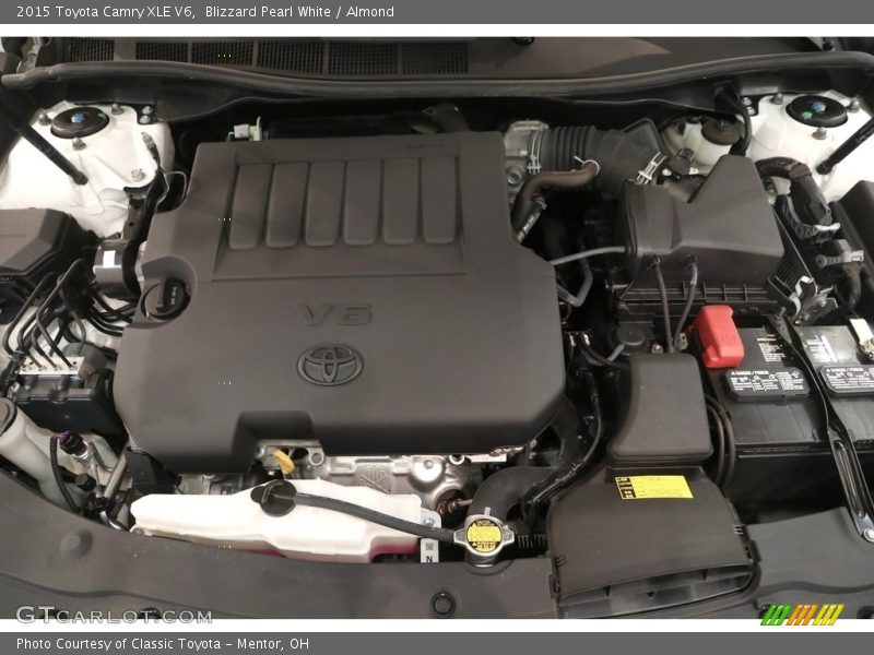 Blizzard Pearl White / Almond 2015 Toyota Camry XLE V6