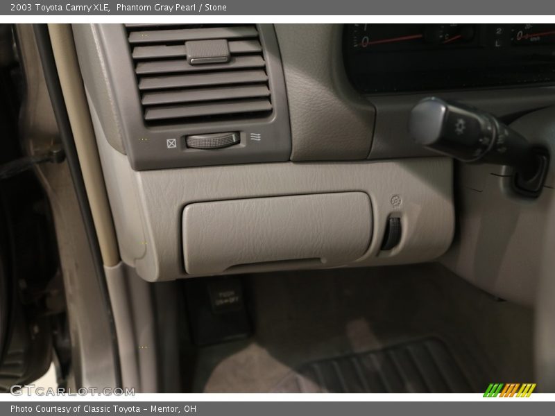 Phantom Gray Pearl / Stone 2003 Toyota Camry XLE