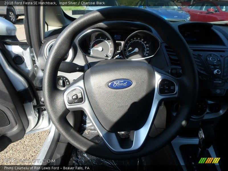 Ingot Silver / Charcoal Black 2018 Ford Fiesta SE Hatchback