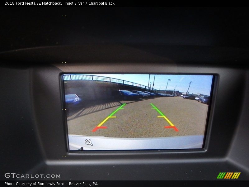 Ingot Silver / Charcoal Black 2018 Ford Fiesta SE Hatchback