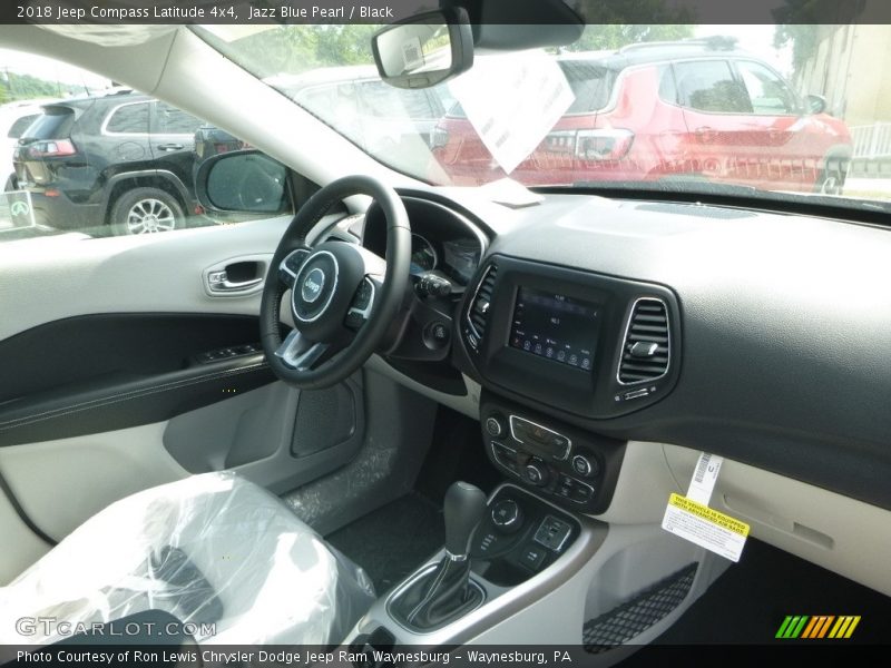 Jazz Blue Pearl / Black 2018 Jeep Compass Latitude 4x4