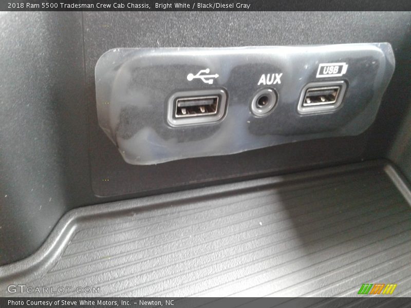 Bright White / Black/Diesel Gray 2018 Ram 5500 Tradesman Crew Cab Chassis