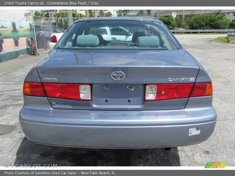 Constellation Blue Pearl / Gray 2000 Toyota Camry LE
