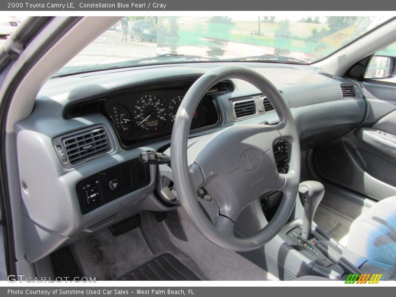 Constellation Blue Pearl / Gray 2000 Toyota Camry LE