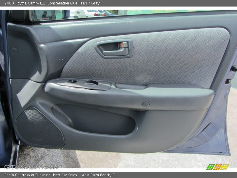 Constellation Blue Pearl / Gray 2000 Toyota Camry LE