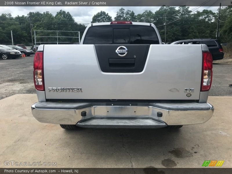 Radiant Silver / Graphite 2008 Nissan Frontier XE King Cab