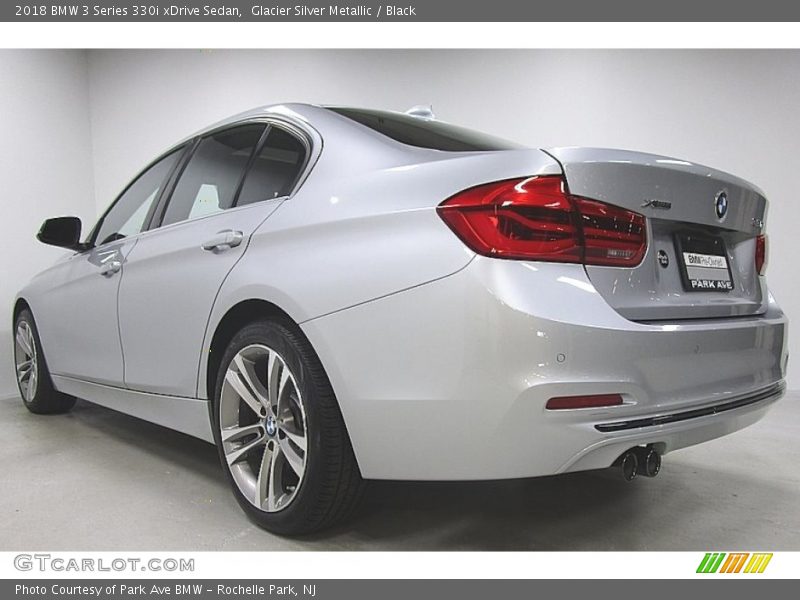 Glacier Silver Metallic / Black 2018 BMW 3 Series 330i xDrive Sedan