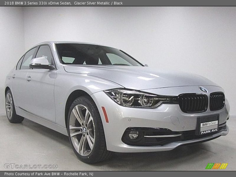 Glacier Silver Metallic / Black 2018 BMW 3 Series 330i xDrive Sedan