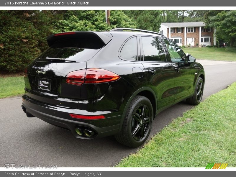 Black / Black 2016 Porsche Cayenne S E-Hybrid