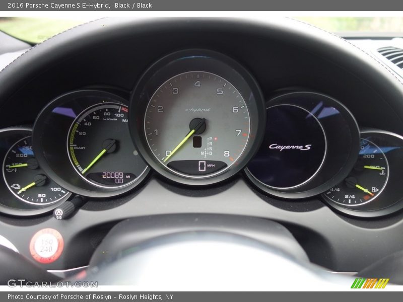  2016 Cayenne S E-Hybrid S E-Hybrid Gauges