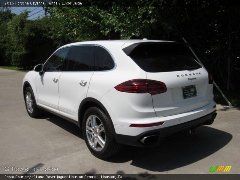 White / Luxor Beige 2016 Porsche Cayenne