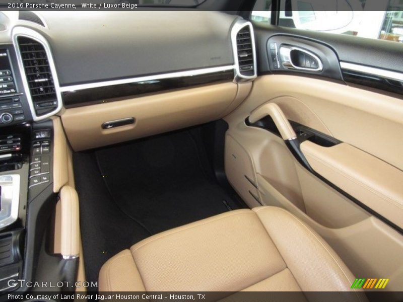 White / Luxor Beige 2016 Porsche Cayenne
