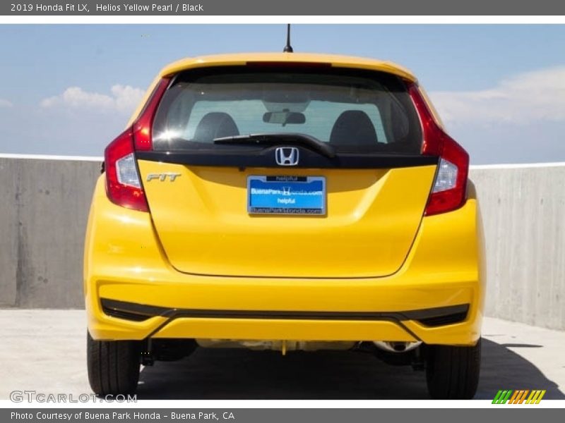 Helios Yellow Pearl / Black 2019 Honda Fit LX