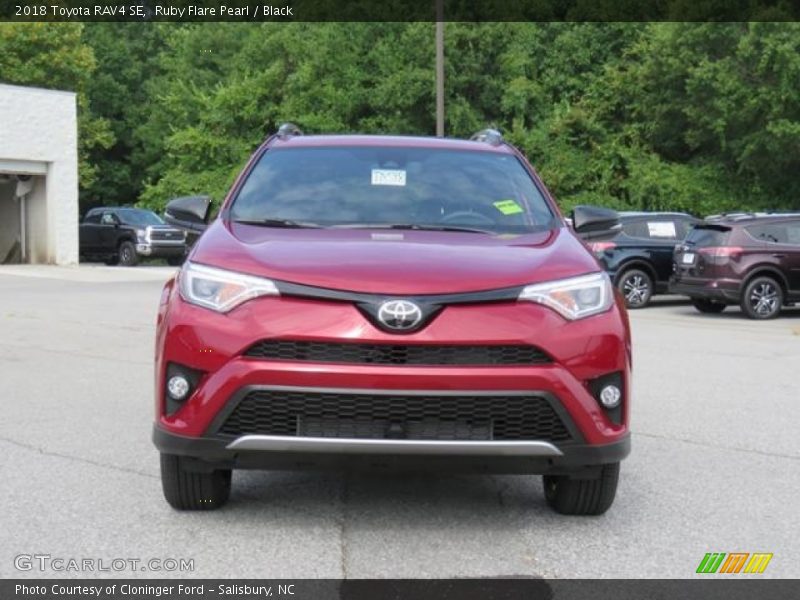 Ruby Flare Pearl / Black 2018 Toyota RAV4 SE