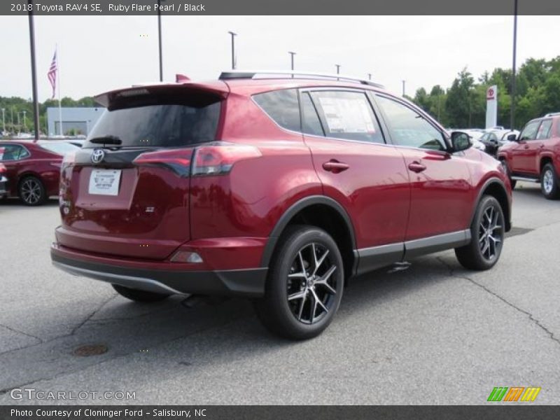 Ruby Flare Pearl / Black 2018 Toyota RAV4 SE