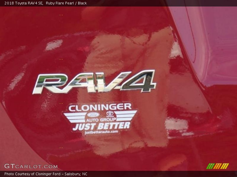 Ruby Flare Pearl / Black 2018 Toyota RAV4 SE