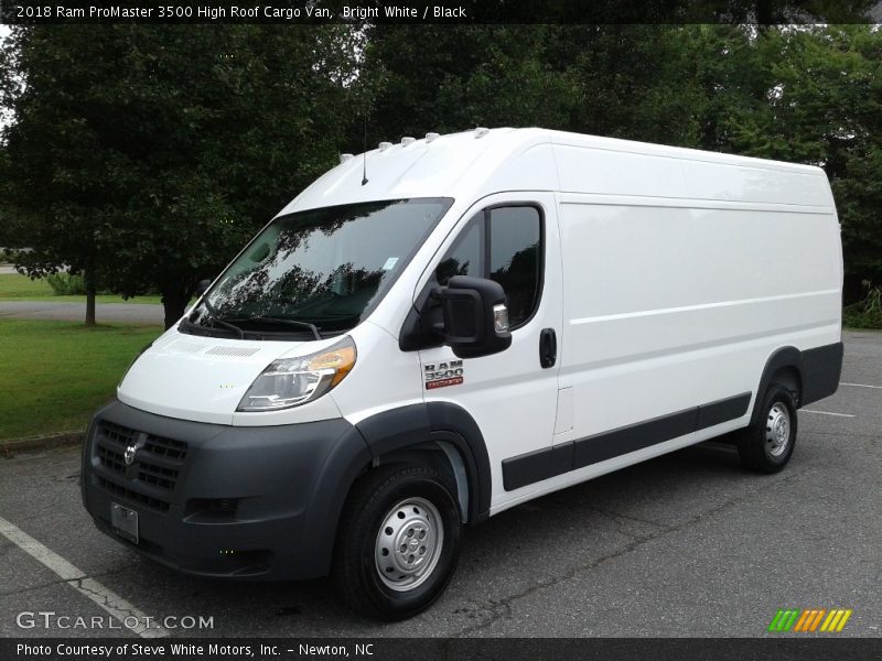 Front 3/4 View of 2018 ProMaster 3500 High Roof Cargo Van