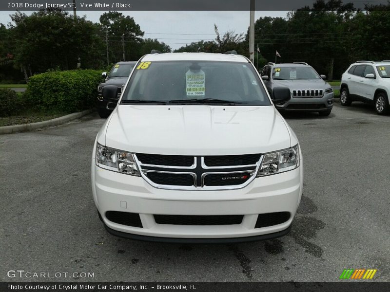 Vice White / Black 2018 Dodge Journey SE