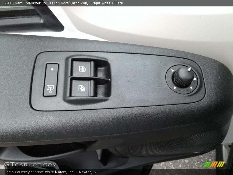 Bright White / Black 2018 Ram ProMaster 3500 High Roof Cargo Van
