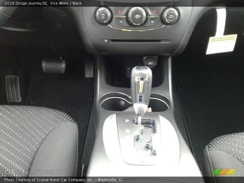 Vice White / Black 2018 Dodge Journey SE