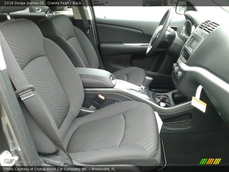 Granite Pearl / Black 2018 Dodge Journey SE
