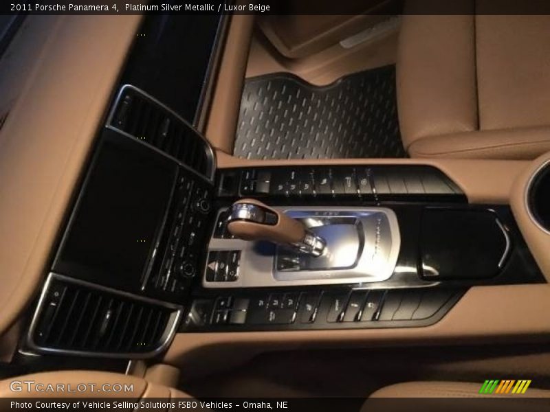Platinum Silver Metallic / Luxor Beige 2011 Porsche Panamera 4