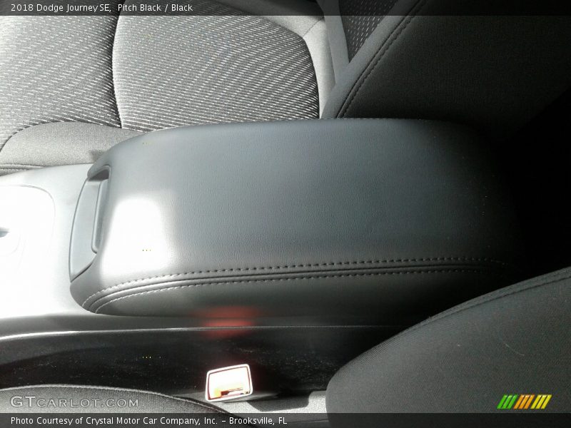 Pitch Black / Black 2018 Dodge Journey SE