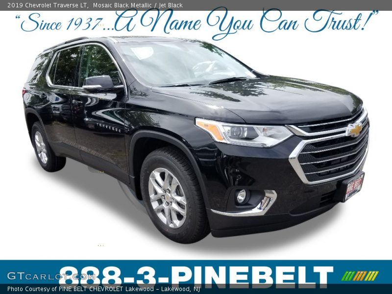 Mosaic Black Metallic / Jet Black 2019 Chevrolet Traverse LT