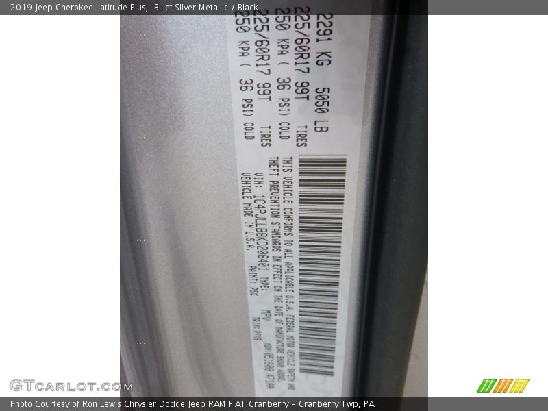 Billet Silver Metallic / Black 2019 Jeep Cherokee Latitude Plus