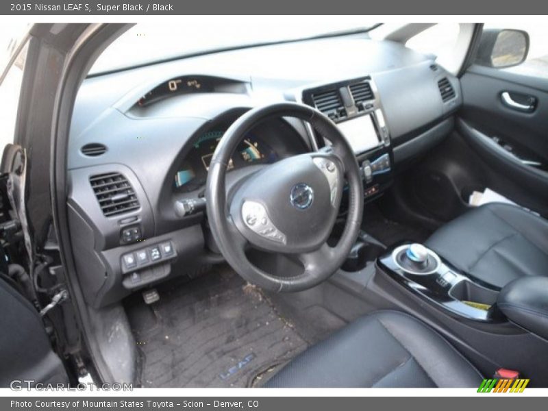 Super Black / Black 2015 Nissan LEAF S
